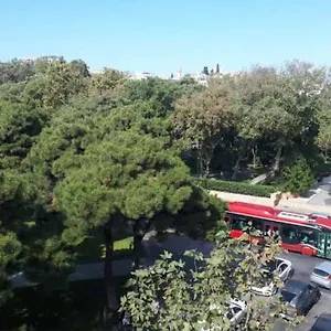 Live-inn Stunning On Azneft Sq With President Palace & Old Views Апартаменты Баку