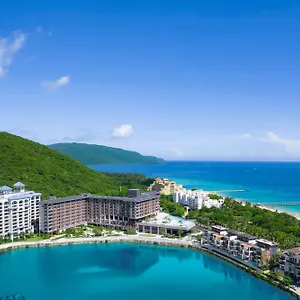 Hualuxe Yalong Bay Курортный комплекс Санья